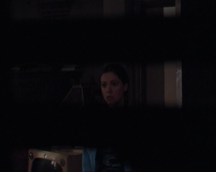 Charmed-Online-dot-net_405SizeMatters0685.jpg Charmed-Online-dot-net_405SizeMatters0685.jpg