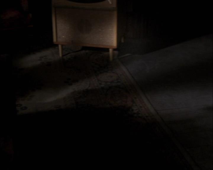 Charmed-Online-dot-net_405SizeMatters0747.jpg