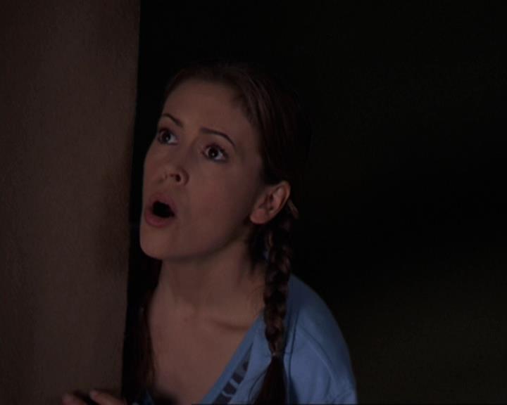 Charmed-Online-dot-net_405SizeMatters0785.jpg