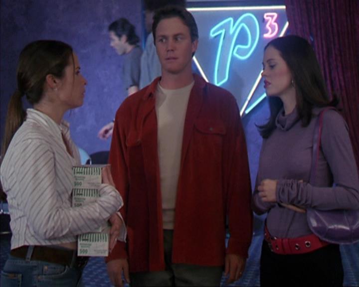Charmed-Online-dot-net_405SizeMatters0801.jpg
