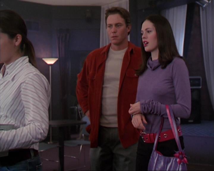Charmed-Online-dot-net_405SizeMatters0811.jpg