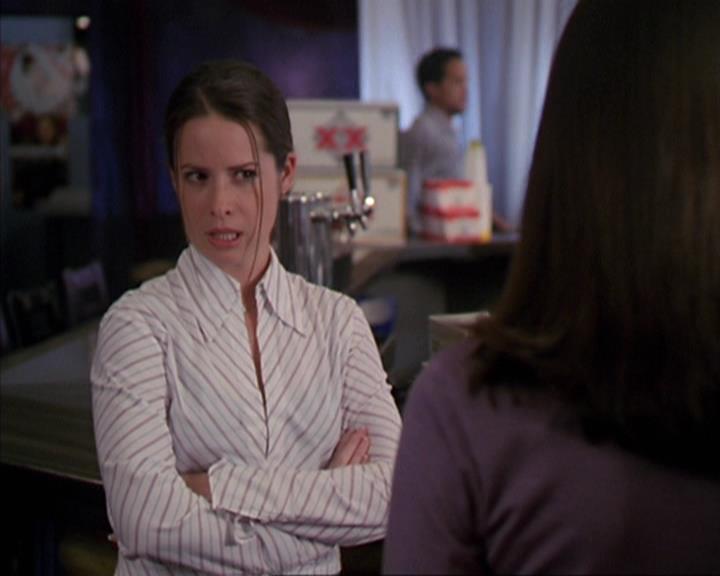 Charmed-Online-dot-net_405SizeMatters0814.jpg