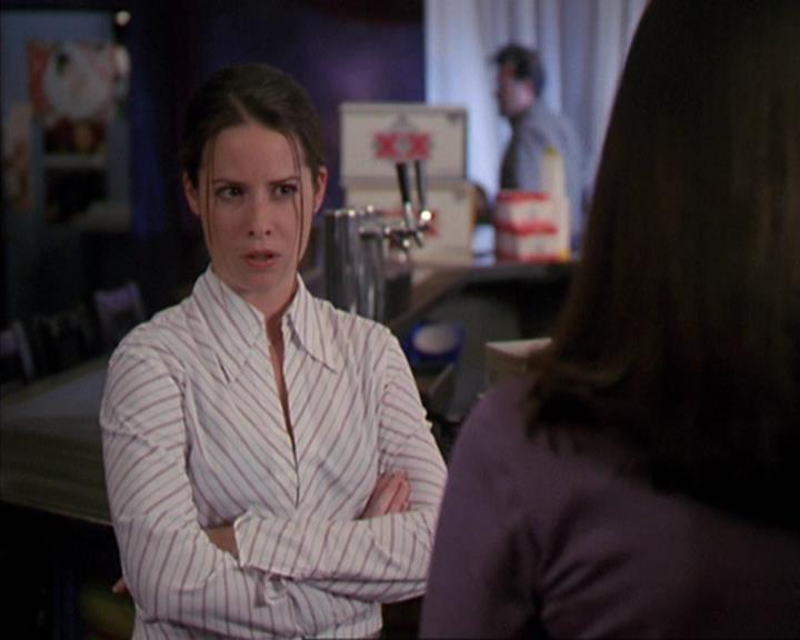 Charmed-Online-dot-net_405SizeMatters0815.jpg