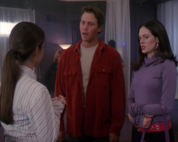 Charmed-Online-dot-net_405SizeMatters0823.jpg