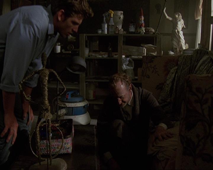 Charmed-Online-dot-net_405SizeMatters0884.jpg
