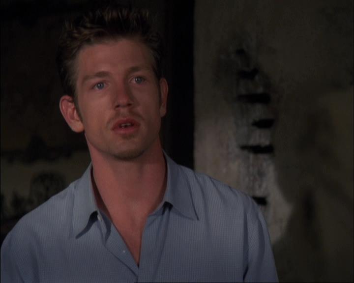 Charmed-Online-dot-net_405SizeMatters0928.jpg