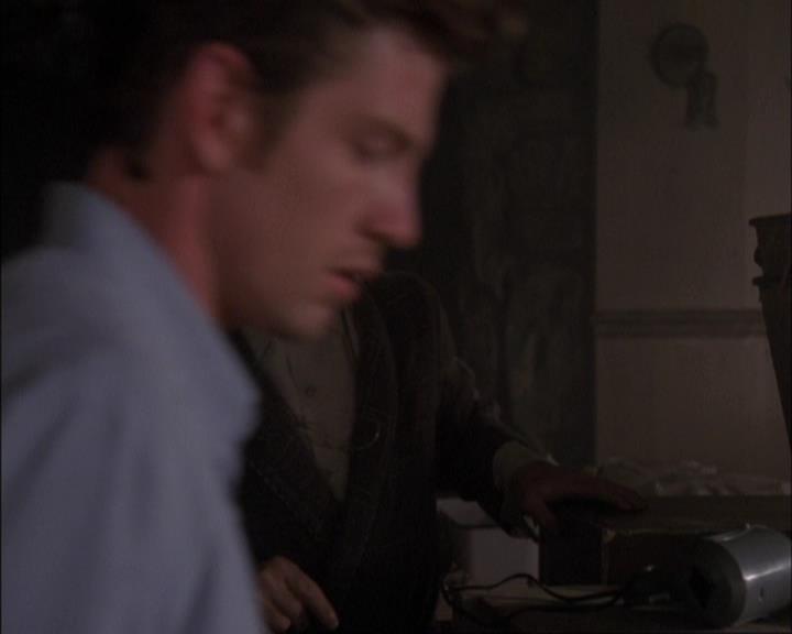 Charmed-Online-dot-net_405SizeMatters0938.jpg