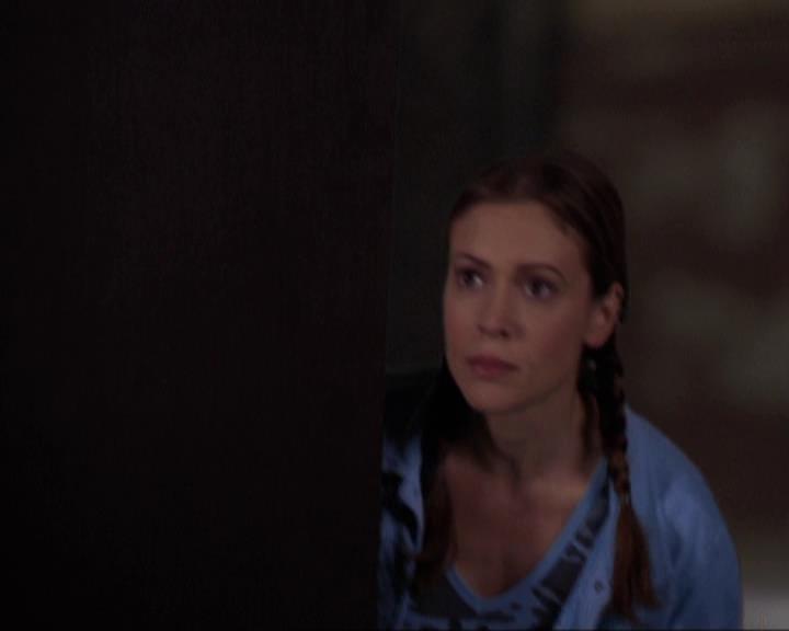Charmed-Online-dot-net_405SizeMatters0959.jpg