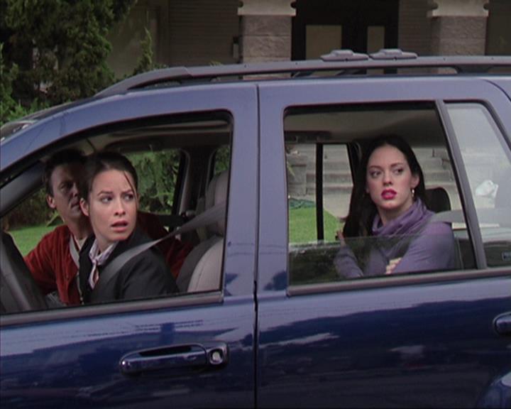 Charmed-Online-dot-net_405SizeMatters0974.jpg
