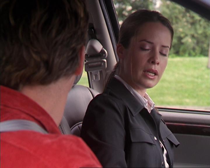 Charmed-Online-dot-net_405SizeMatters0991.jpg