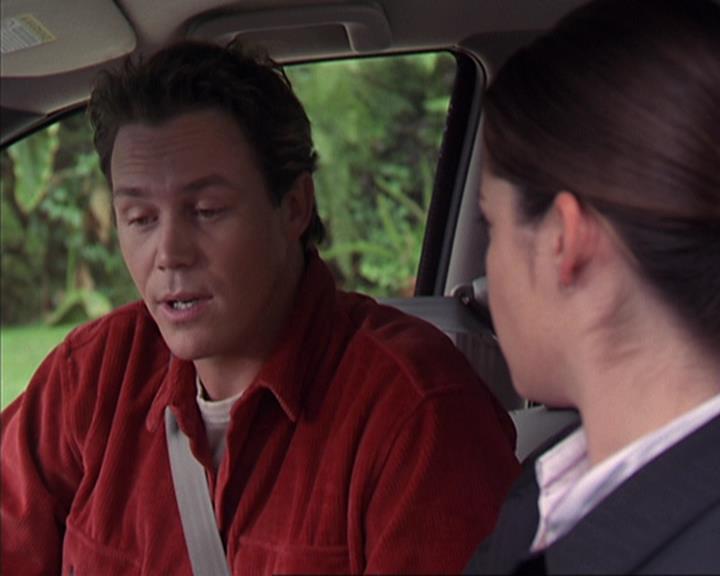 Charmed-Online-dot-net_405SizeMatters0997.jpg