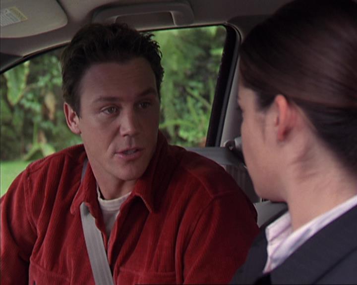 Charmed-Online-dot-net_405SizeMatters0998.jpg