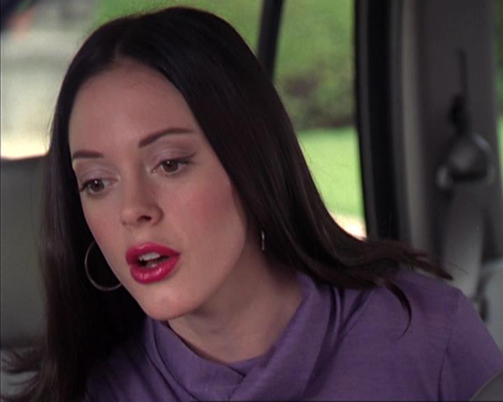 Charmed-Online-dot-net_405SizeMatters1005.jpg