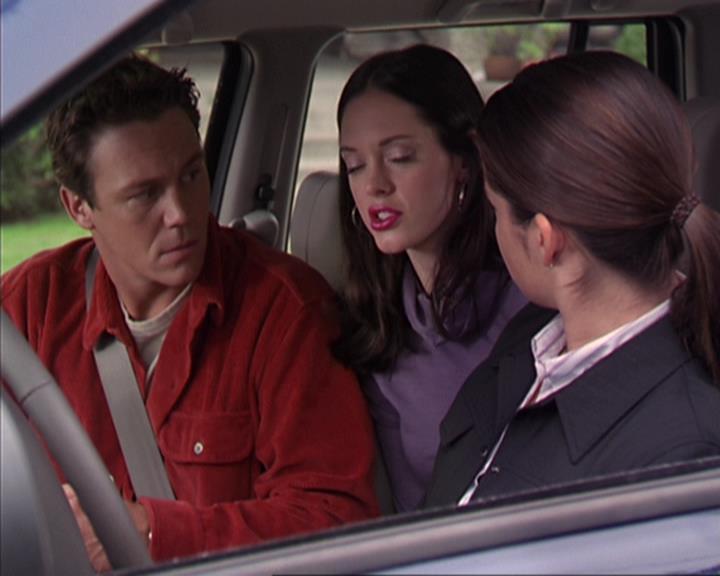 Charmed-Online-dot-net_405SizeMatters1008.jpg
