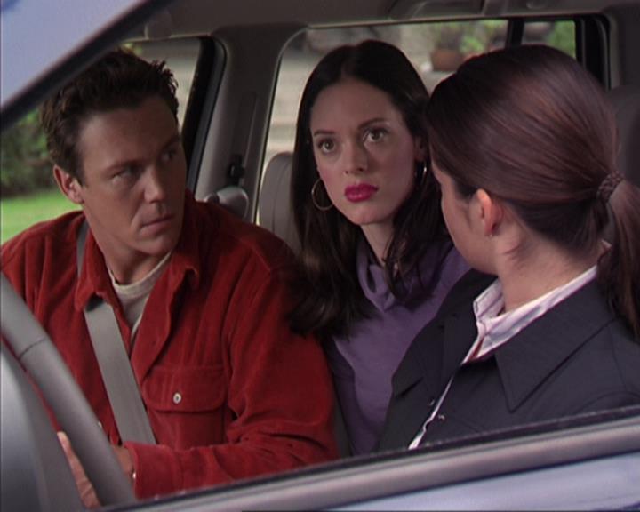 Charmed-Online-dot-net_405SizeMatters1009.jpg