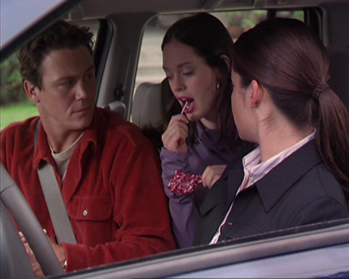 Charmed-Online-dot-net_405SizeMatters1052.jpg