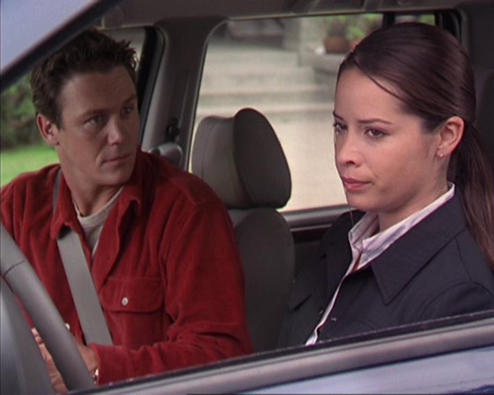 Charmed-Online-dot-net_405SizeMatters1057.jpg