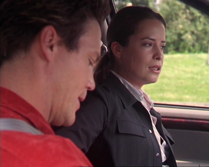 Charmed-Online-dot-net_405SizeMatters1066.jpg