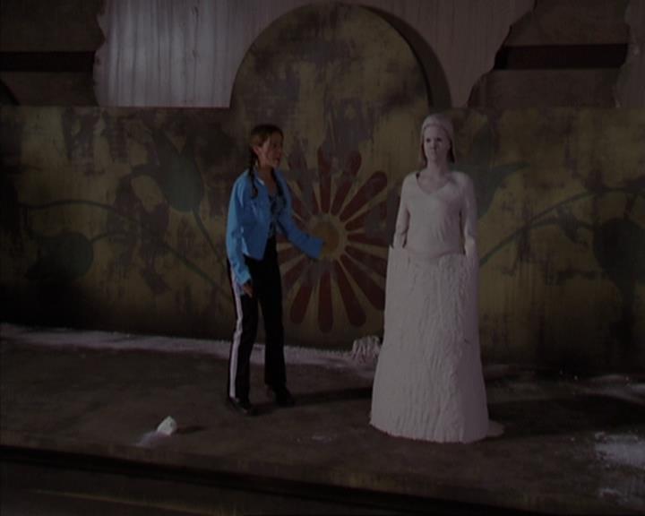 Charmed-Online-dot-net_405SizeMatters1079.jpg