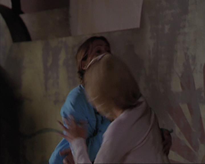 Charmed-Online-dot-net_405SizeMatters1102.jpg