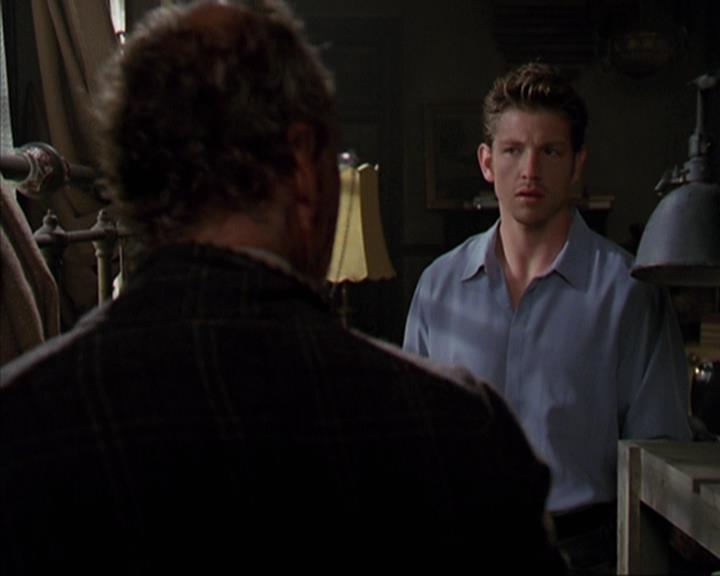 Charmed-Online-dot-net_405SizeMatters1119.jpg