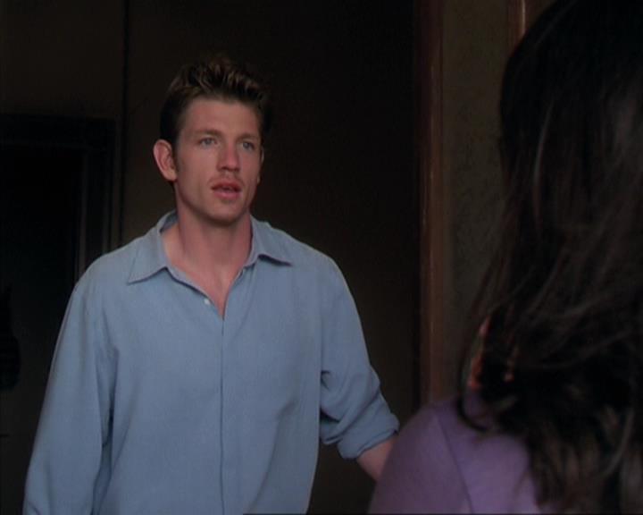 Charmed-Online-dot-net_405SizeMatters1165.jpg
