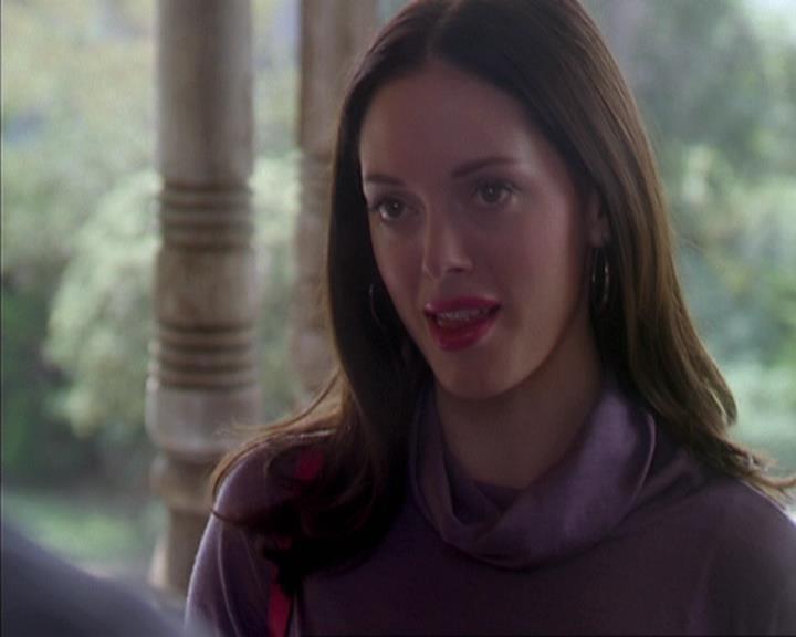Charmed-Online-dot-net_405SizeMatters1174.jpg