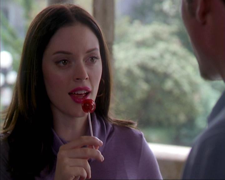Charmed-Online-dot-net_405SizeMatters1193.jpg