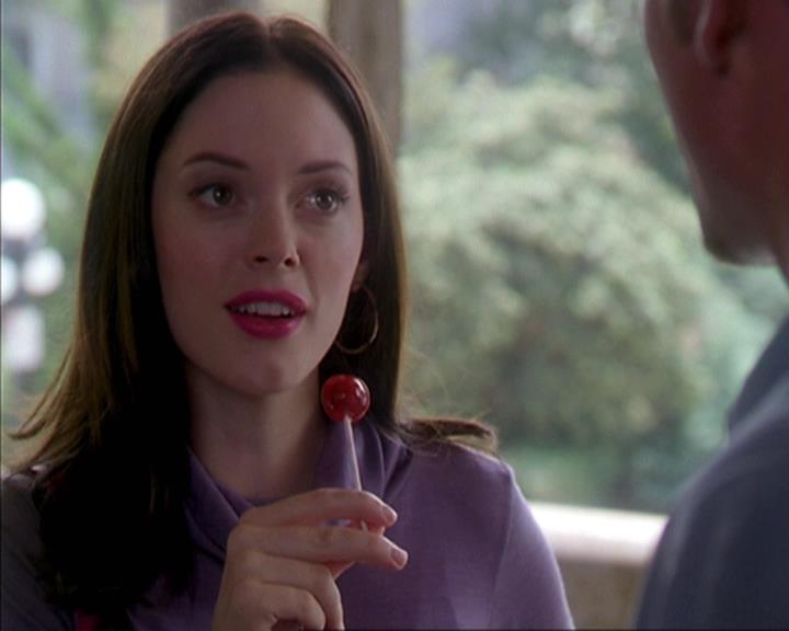 Charmed-Online-dot-net_405SizeMatters1196.jpg