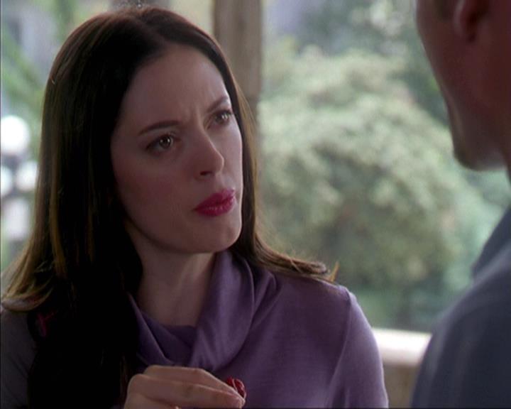 Charmed-Online-dot-net_405SizeMatters1198.jpg