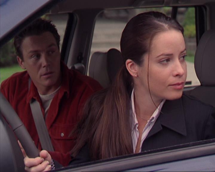 Charmed-Online-dot-net_405SizeMatters1243.jpg