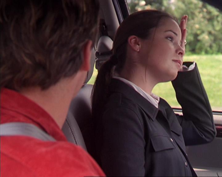 Charmed-Online-dot-net_405SizeMatters1245.jpg
