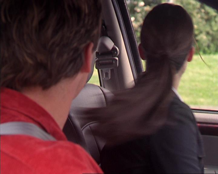 Charmed-Online-dot-net_405SizeMatters1246.jpg
