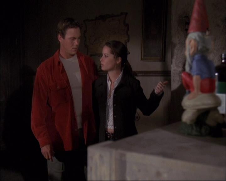 Charmed-Online-dot-net_405SizeMatters1277.jpg