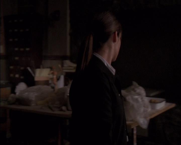 Charmed-Online-dot-net_405SizeMatters1326.jpg