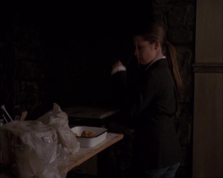 Charmed-Online-dot-net_405SizeMatters1330.jpg