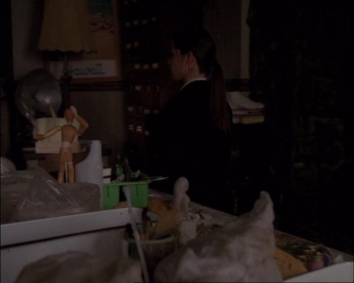 Charmed-Online-dot-net_405SizeMatters1336.jpg