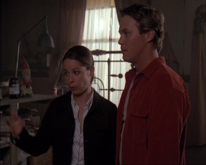 Charmed-Online-dot-net_405SizeMatters1365.jpg