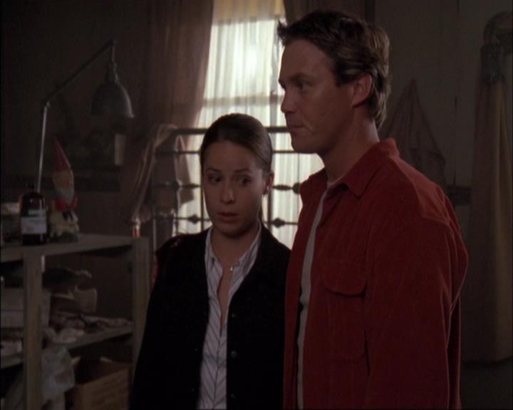 Charmed-Online-dot-net_405SizeMatters1366.jpg