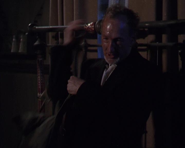 Charmed-Online-dot-net_405SizeMatters1413.jpg