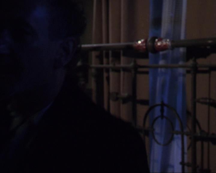Charmed-Online-dot-net_405SizeMatters1414.jpg
