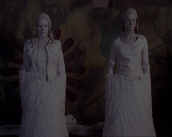 Charmed-Online-dot-net_405SizeMatters1423.jpg