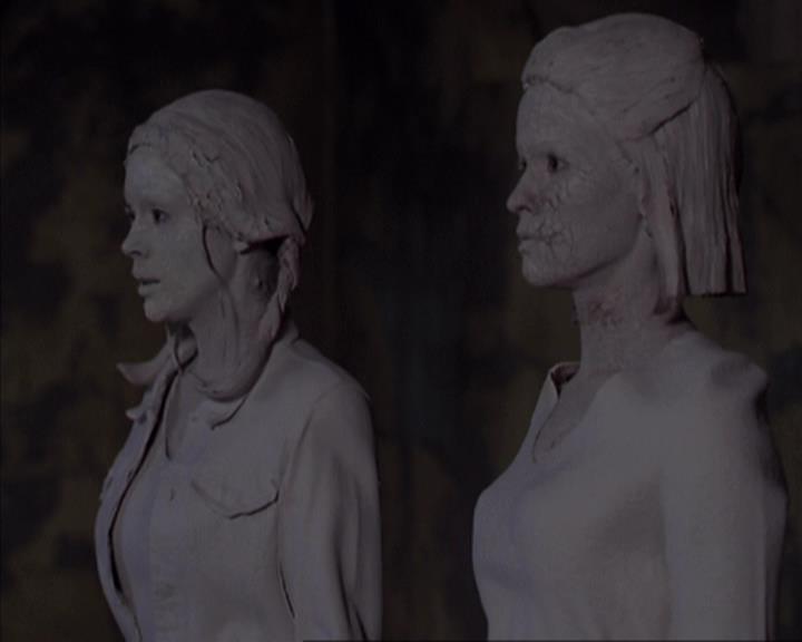 Charmed-Online-dot-net_405SizeMatters1440.jpg