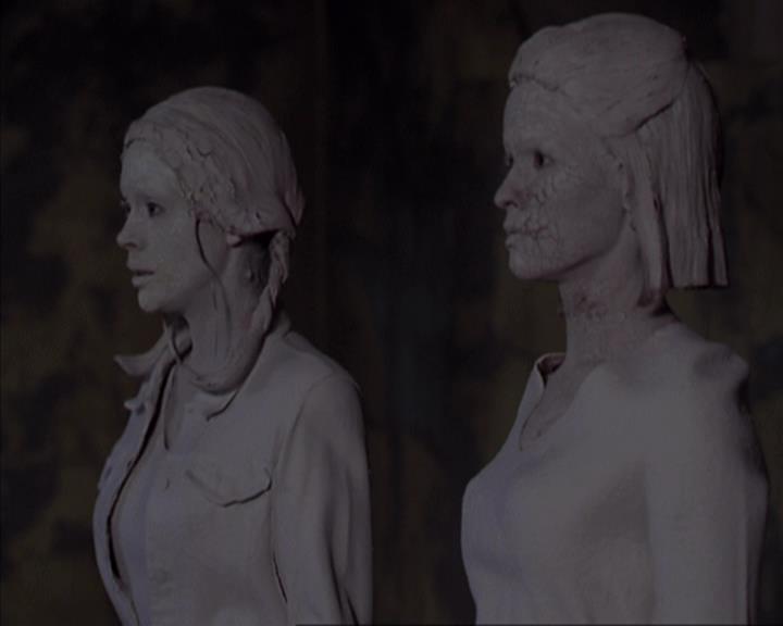 Charmed-Online-dot-net_405SizeMatters1441.jpg