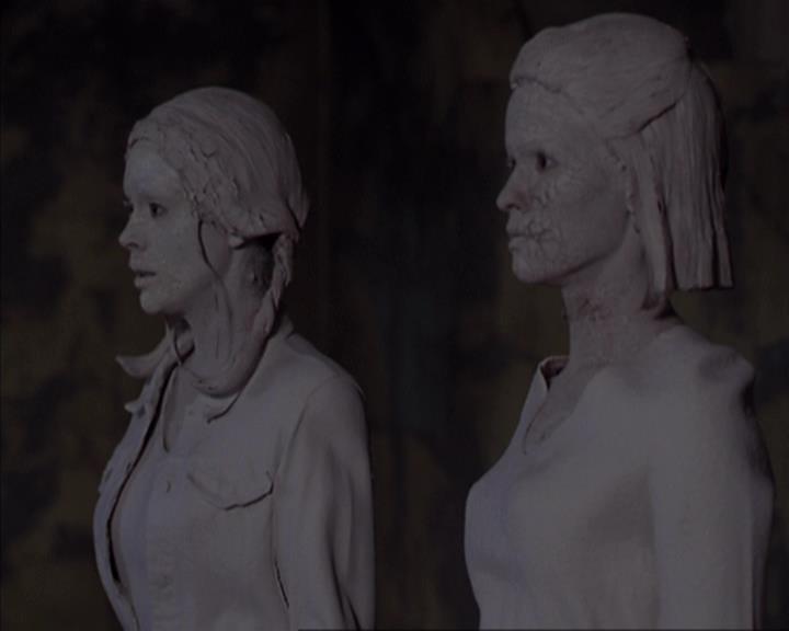 Charmed-Online-dot-net_405SizeMatters1444.jpg