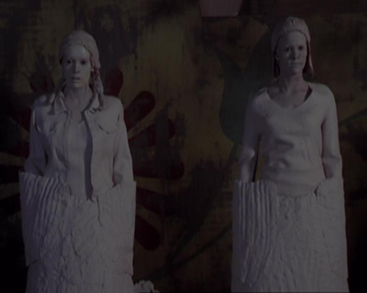 Charmed-Online-dot-net_405SizeMatters1447.jpg