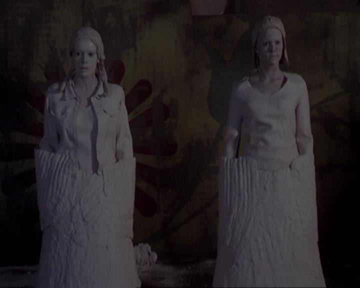 Charmed-Online-dot-net_405SizeMatters1455.jpg