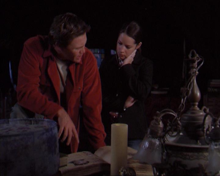 Charmed-Online-dot-net_405SizeMatters1465.jpg
