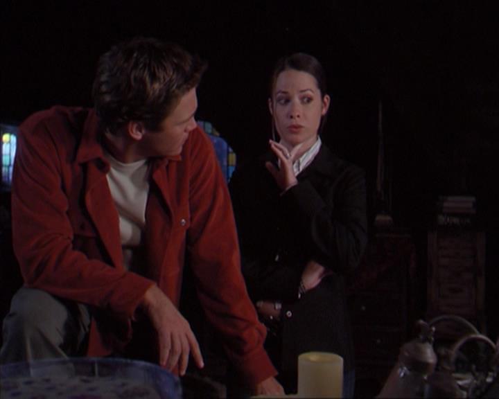 Charmed-Online-dot-net_405SizeMatters1471.jpg