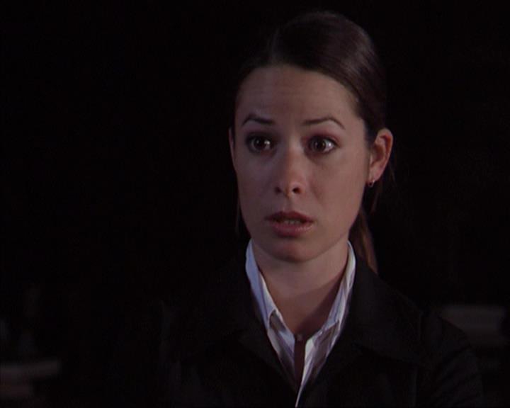 Charmed-Online-dot-net_405SizeMatters1507.jpg